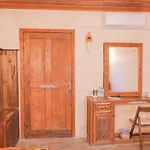 Kismet Cave House 4*