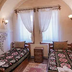 Han/Misafirhane Kismet Cave House Göreme