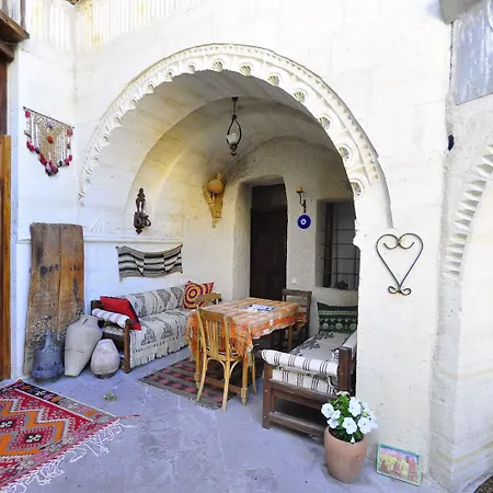 Kismet Cave House