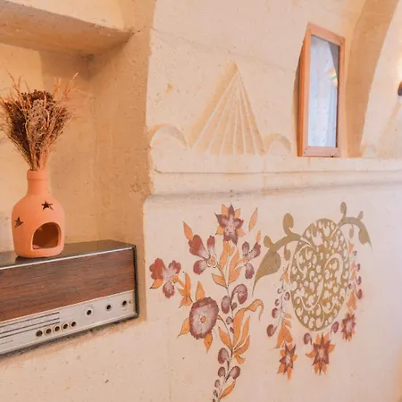 Kismet Cave House 4*