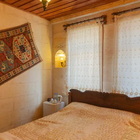 Inn Kismet Cave House