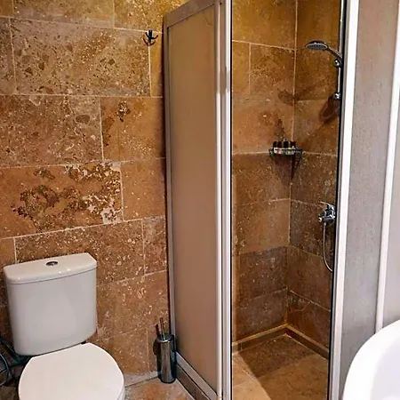 Kismet Cave House Kro 4*