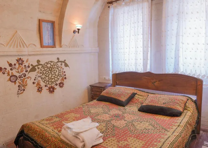 Inn Kismet Cave House