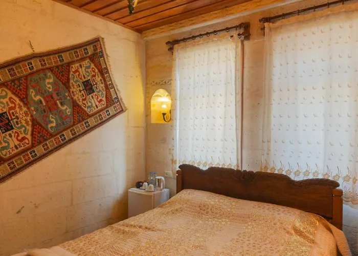 Inn Kismet Cave House