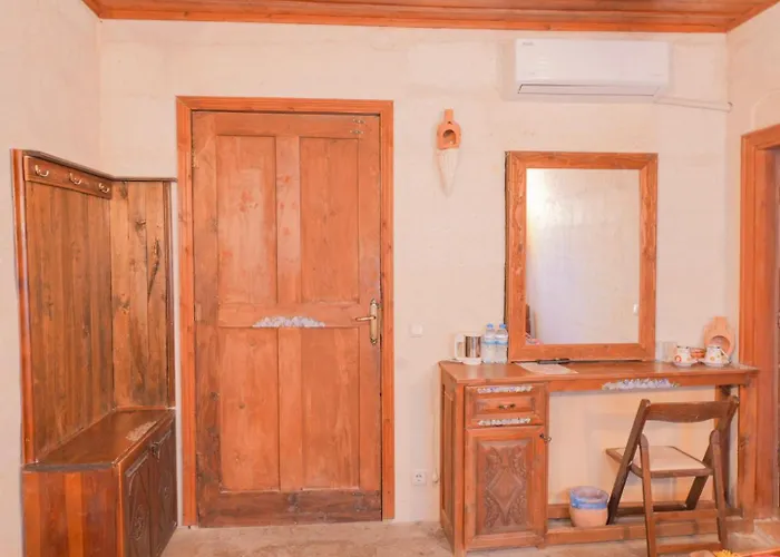 Kismet Cave House 4*