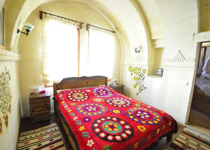 Inn Kismet Cave House